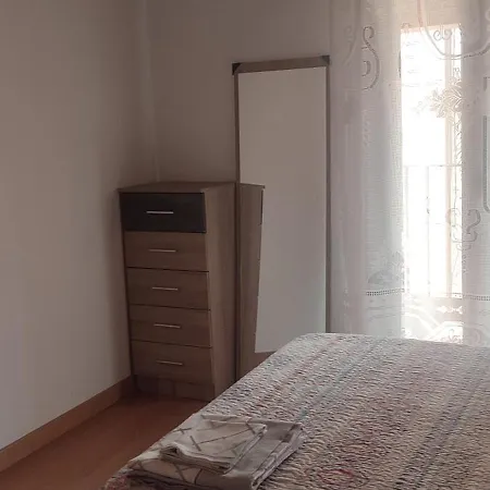Casa Bergon En Ribera Del Duero Burgos Holiday home Fuentenebro